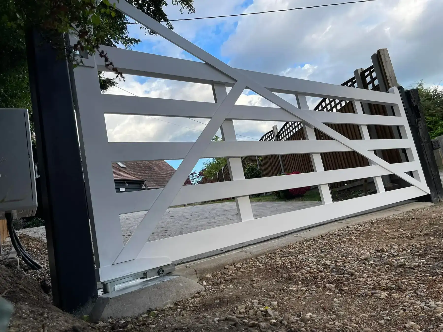 Driveway gate installation in the Benfleet area